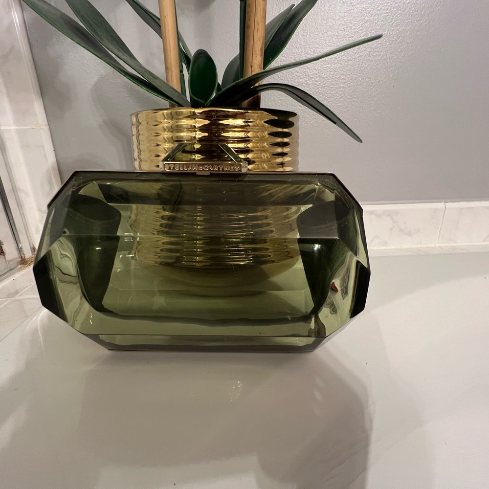 Stella McCartney Olive green acrylic clutch bag with gold-tone hardware $2570 - Picture 2 of 6